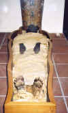Rome 2001 mummie.jpg (111868 bytes)
